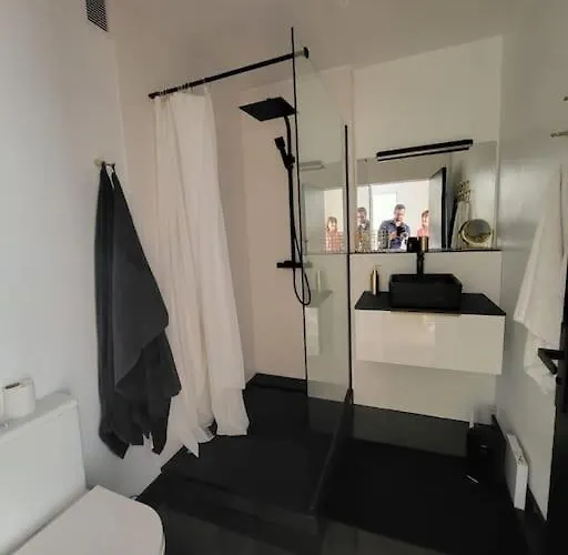 Superbe T3 Lumineux Sur Parc Arbore Avec Piscine Lejlighed